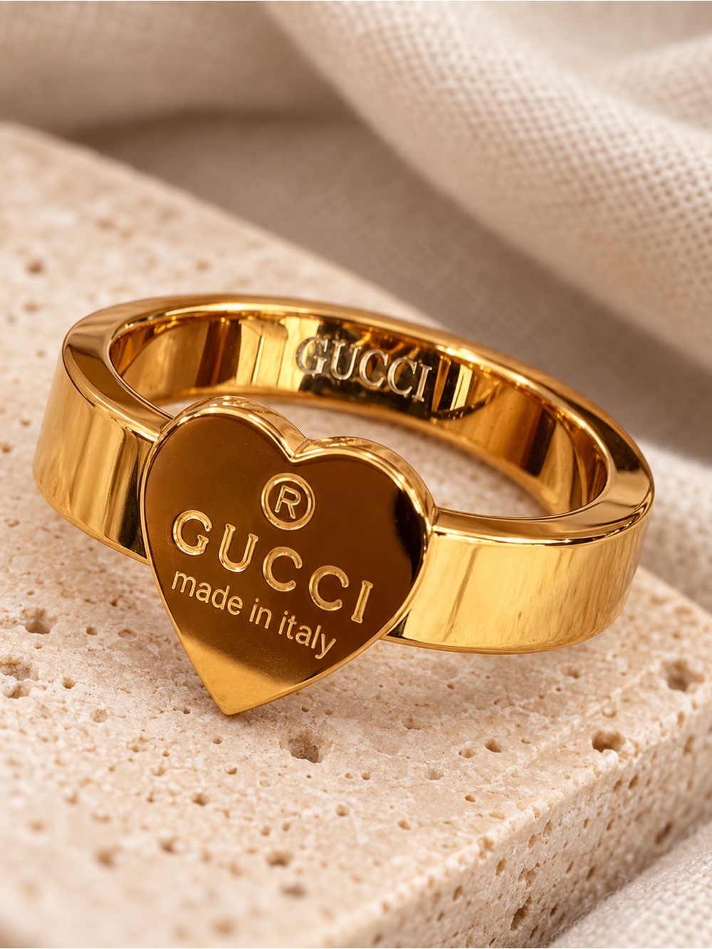 Gucci Style Gold Tone Heart Logo Signet Statement Ring Size 7 Bold Chunky